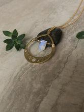 Load image into Gallery viewer, Rainbow Moonstone Phases