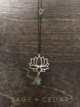 Load image into Gallery viewer, Lotus Necklace