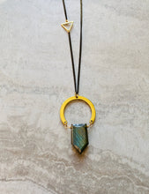 Load image into Gallery viewer, Labradorite Point Horseshoe

