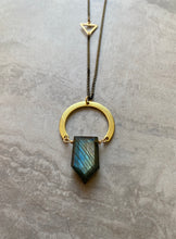 Load image into Gallery viewer, Labradorite Point Horseshoe
