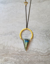 Load image into Gallery viewer, Labradorite Triangle Horseshoe
