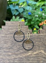 Load image into Gallery viewer, Gin Fizz Earrings
